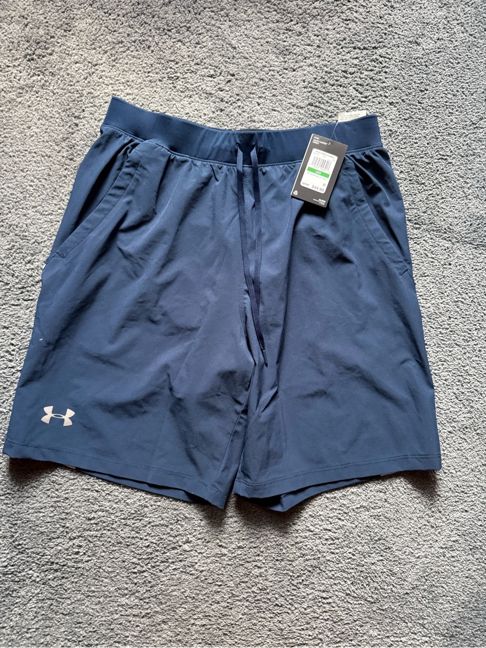 Under Armour Men's Size L Navy Athletic Shorts NWT